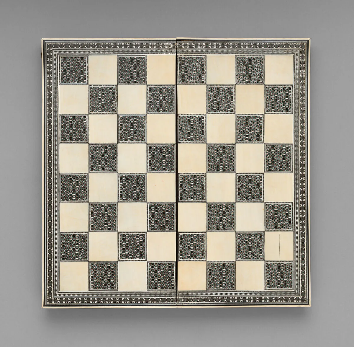 Box-board — Unknown