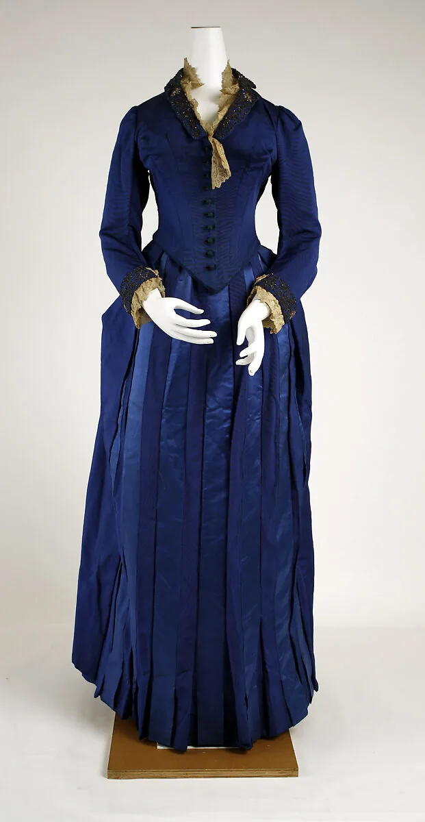 Visiting dress — Unknown