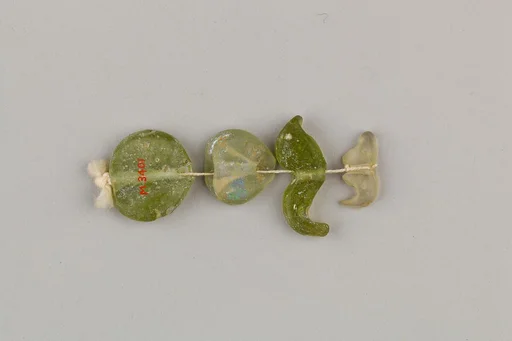 String of 4 beads