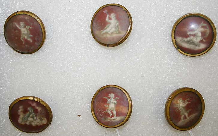 Button — Unknown