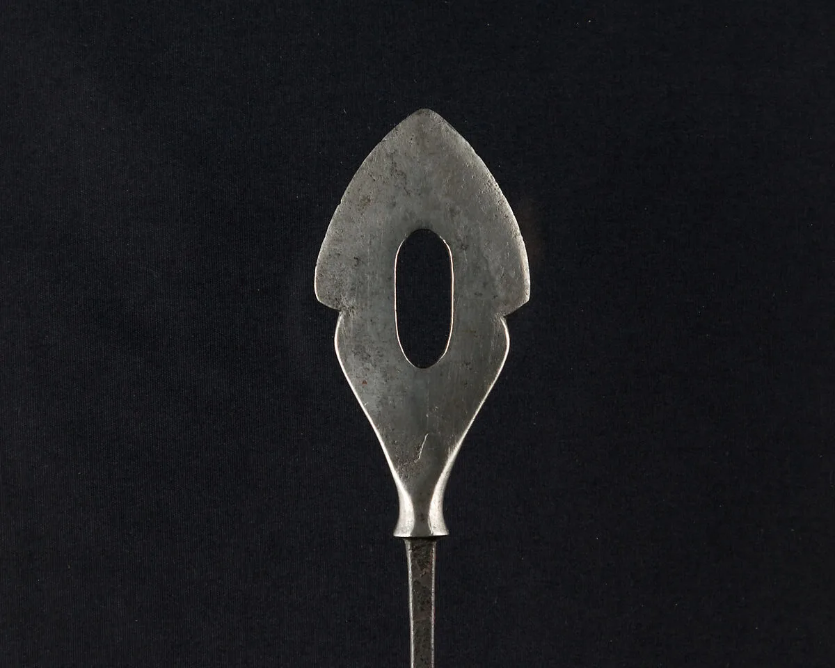 Arrowhead (<i>Yanone</i>) — Unknown