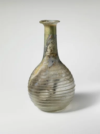 Glass perfume bottle