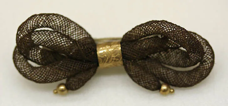 Brooch — Unknown