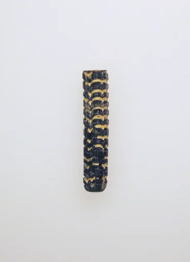 Glass cylindrical bead