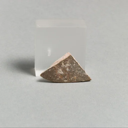 Vase fragment