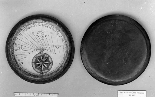 Compass dial