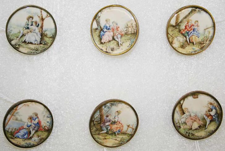 Button — Unknown