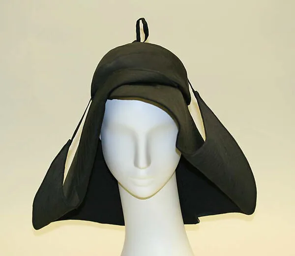 Hat — Elsa Schiaparelli|House of Schiaparelli
