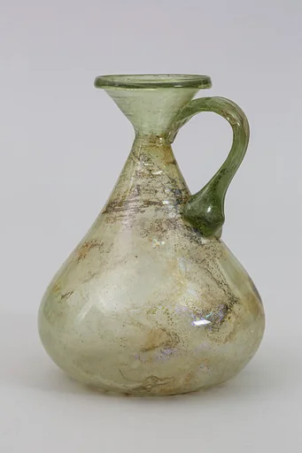 Glass jug
