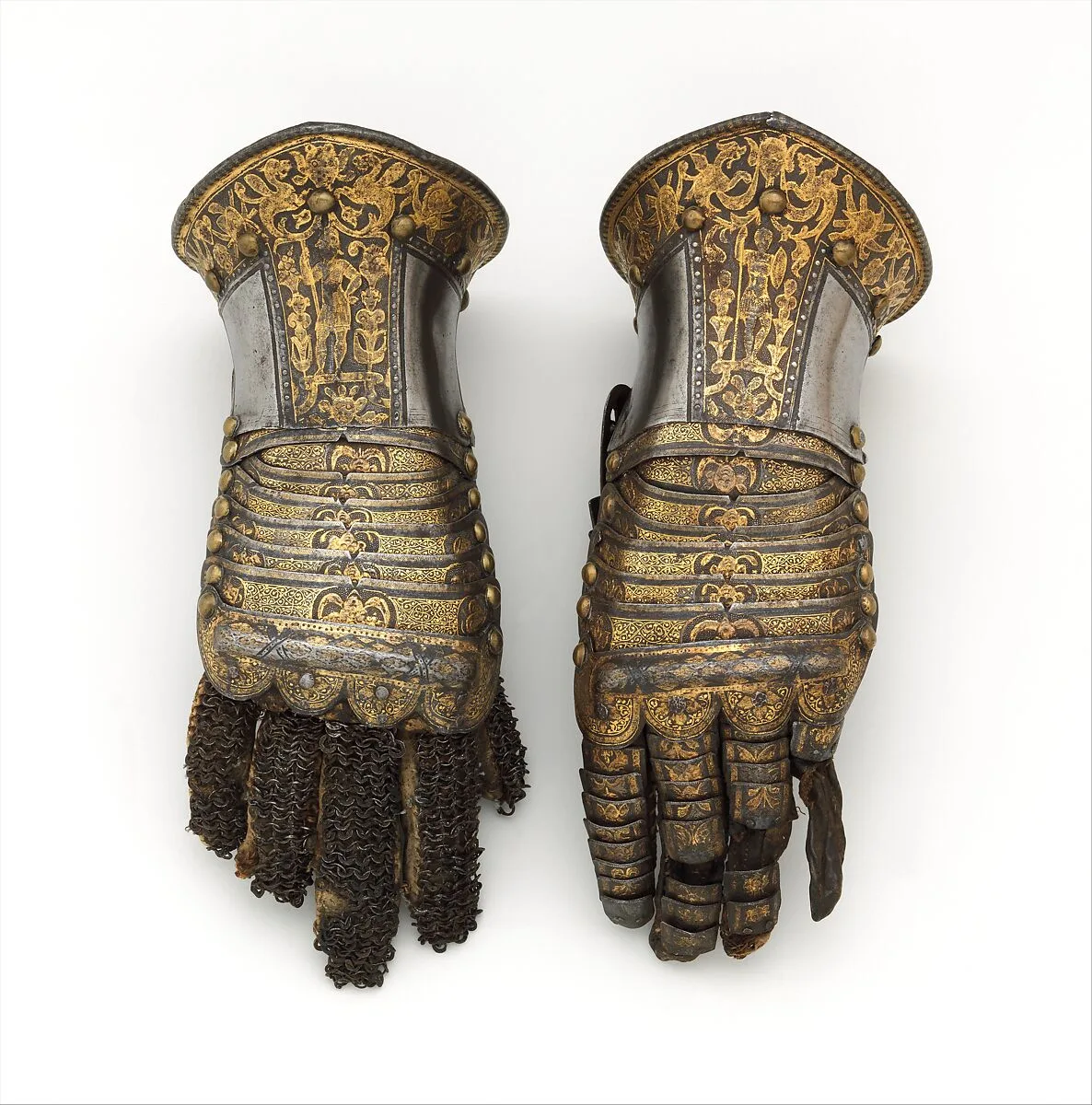 Pair of Gauntlets — Unknown