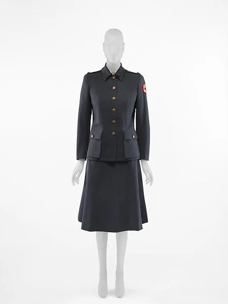 Uniform — Abercrombie and Fitch Co.|Elizabeth Hawes