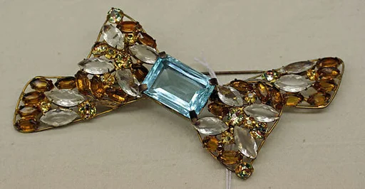 Brooch
