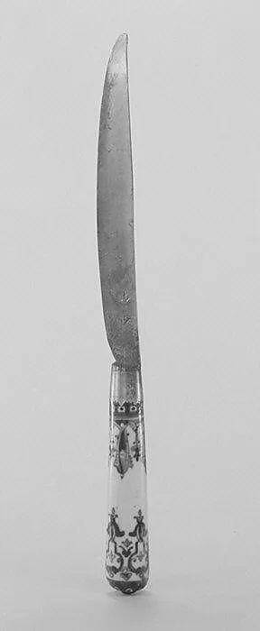 Table knives (12) — Unknown