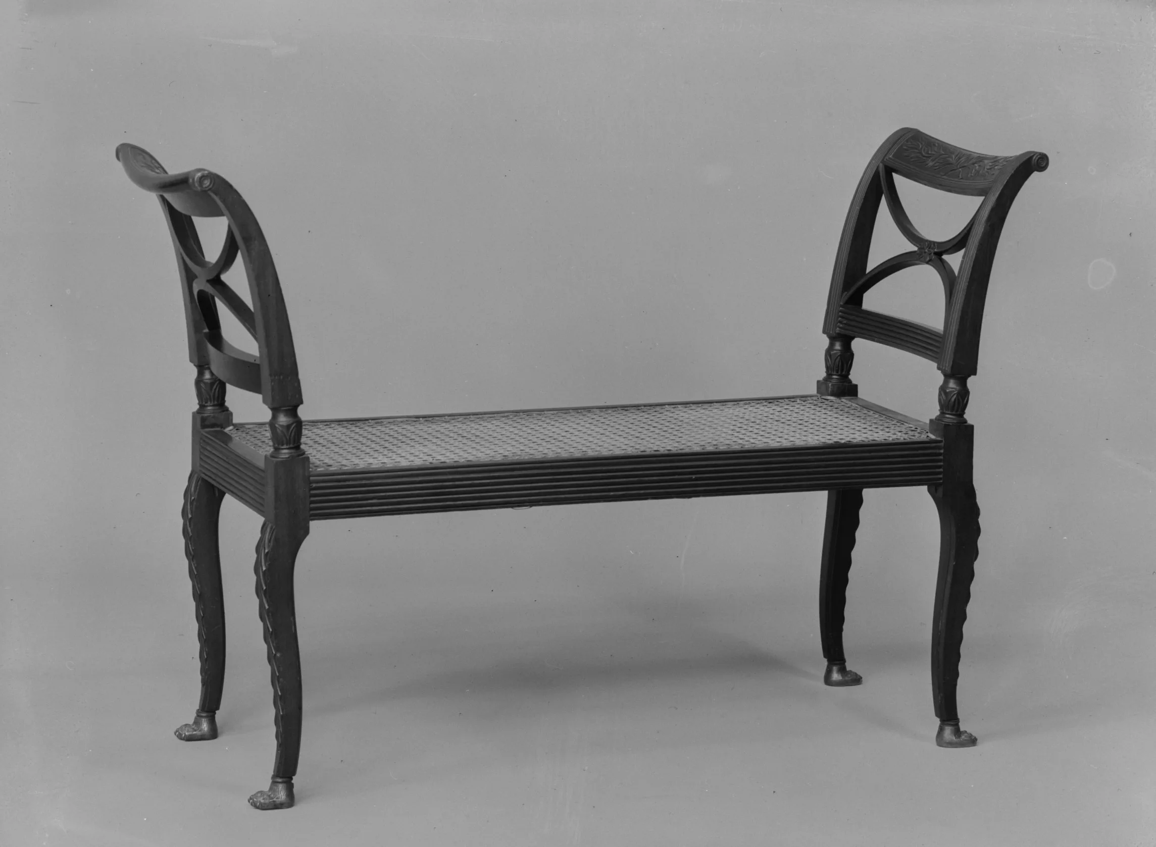 Window Seat — Duncan Phyfe