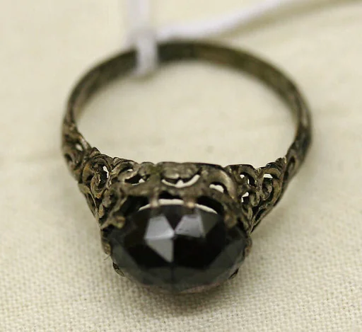 Ring