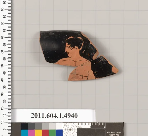 Terracotta rim fragment of a kylix (drinking cup)