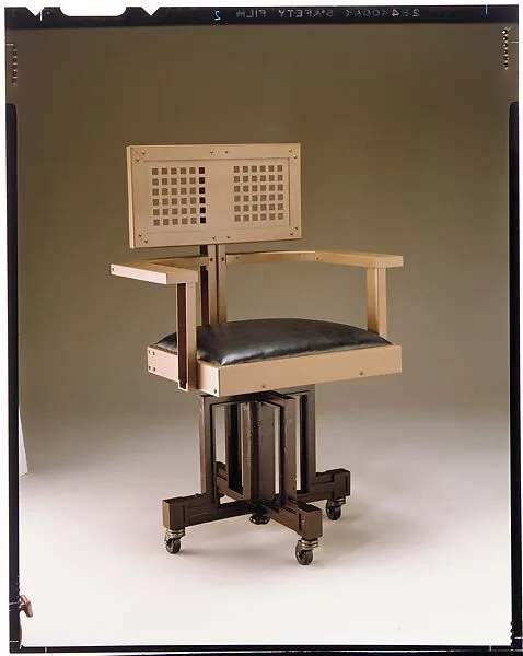 Revolving Armchair — Frank Lloyd Wright