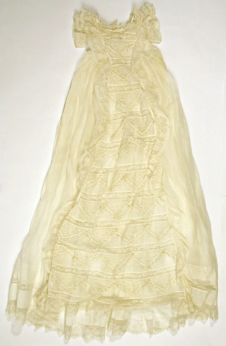 Christening dress — Unknown
