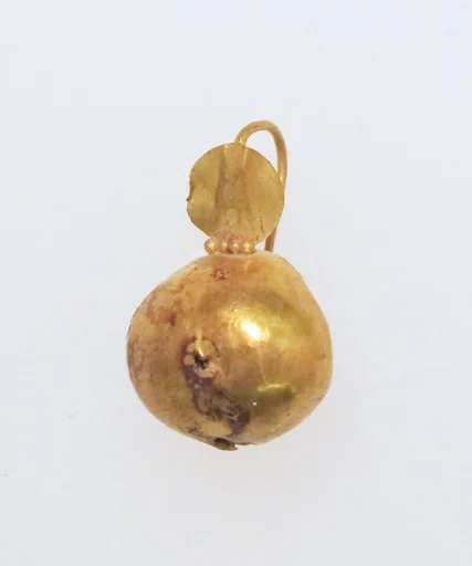 Earring-hook type with sphere ends