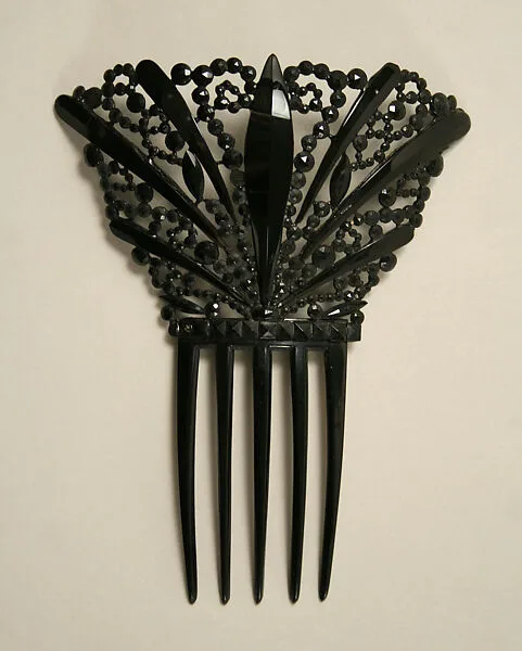Comb — Unknown