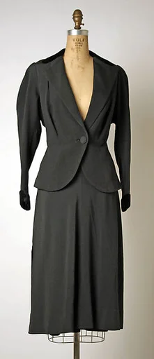 Cocktail suit