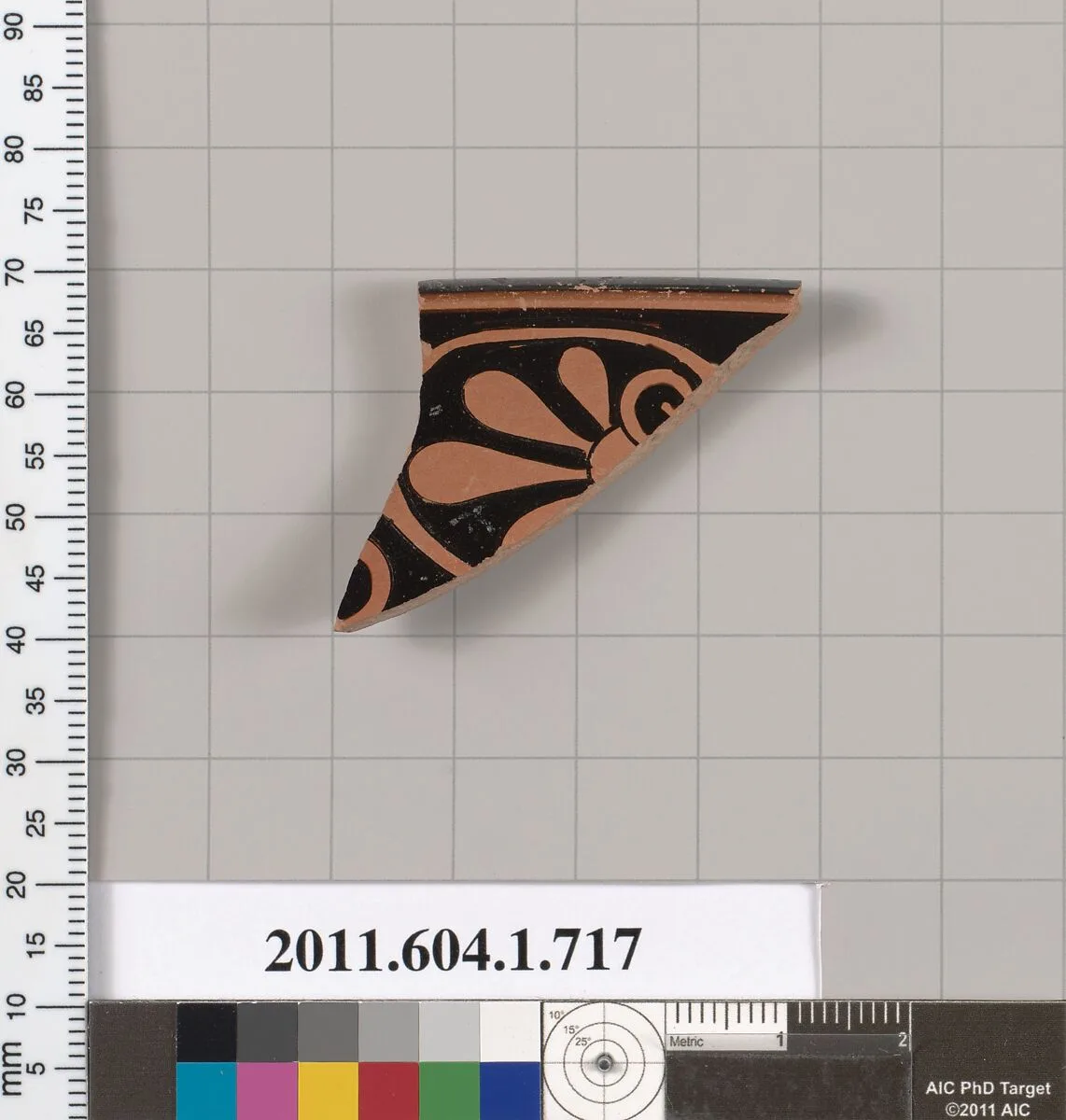 Terracotta rim fragment of a kylix (drinking cup) — Unknown