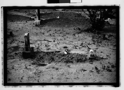 [Grave with Broken Creamer on Plot, Alabama]