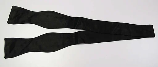 Bow tie