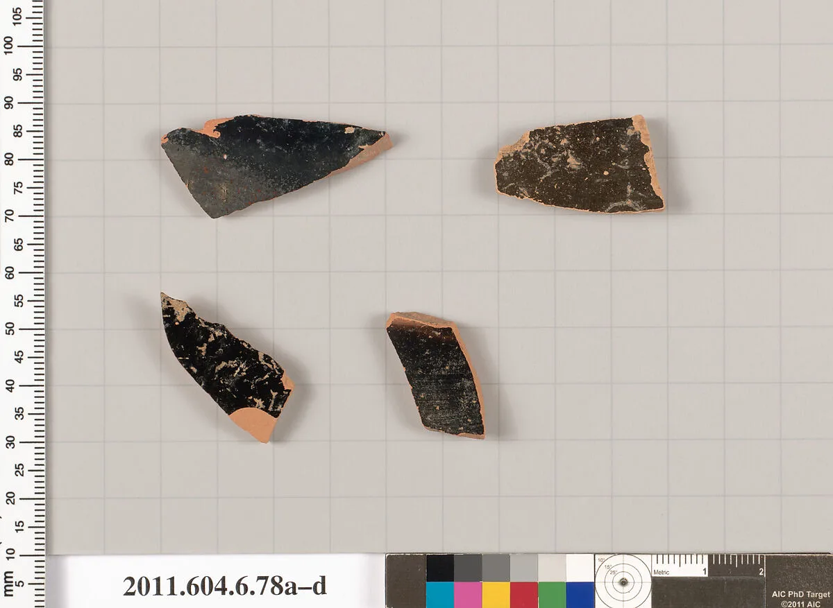 Terracotta fragments of open shapes — Unknown