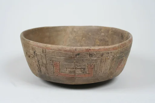 Incised bowl with fox motif