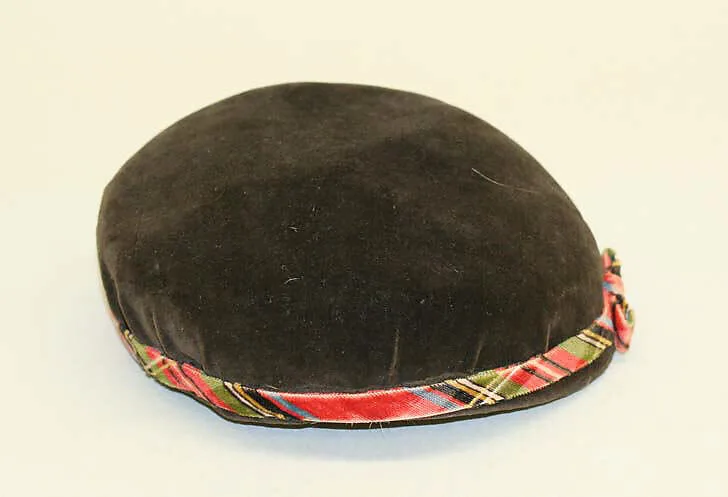 Hat — Unknown