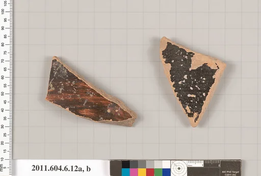 Terracotta fragments of closed shapes