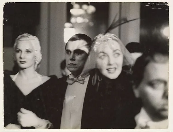 First Nighters — Garry Winogrand