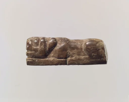 Figure of crouching lion