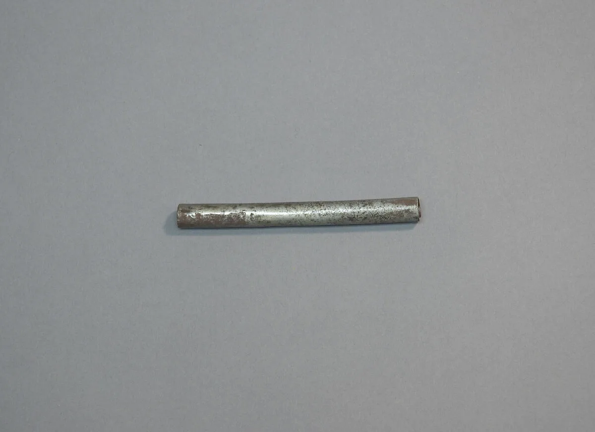 鐵管子|Tubular drill for carving jade — Unknown