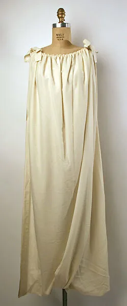 Nightgown — Mrs. Sylvia Pedlar