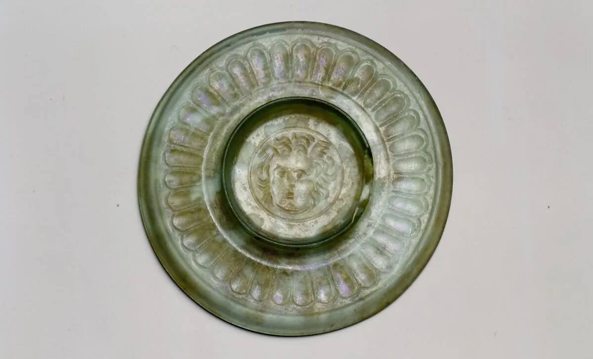 Glass plate with head of Medusa — Unknown