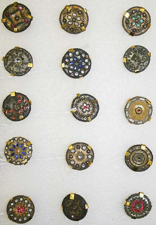 Button — Unknown