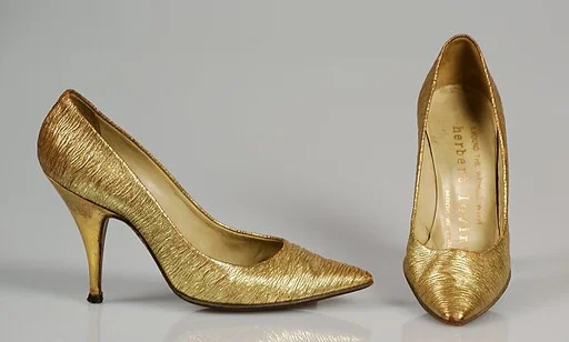 Evening pumps