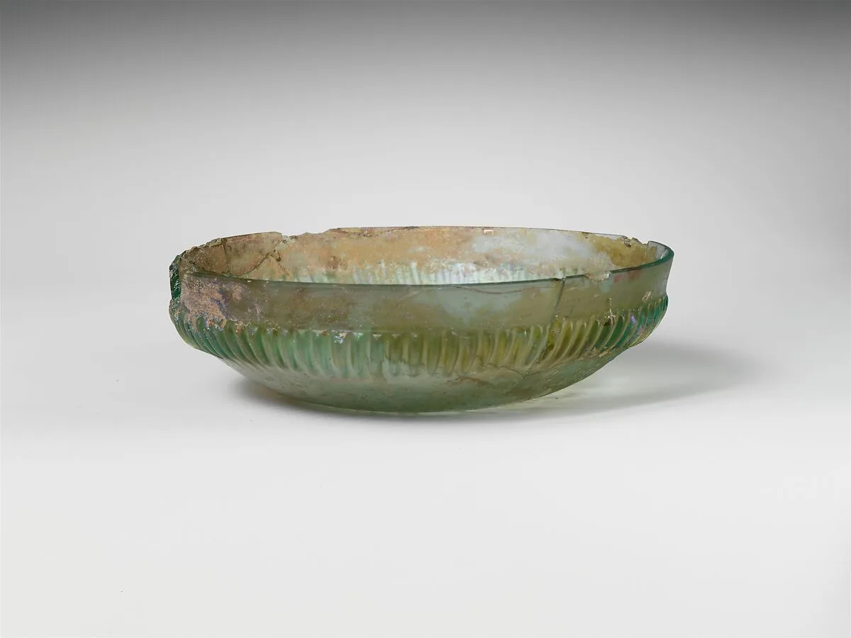 Ribbed glass bowl — Unknown
