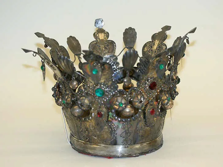 Wedding crown — Unknown