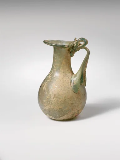 Glass jug