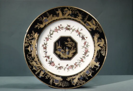 Plate