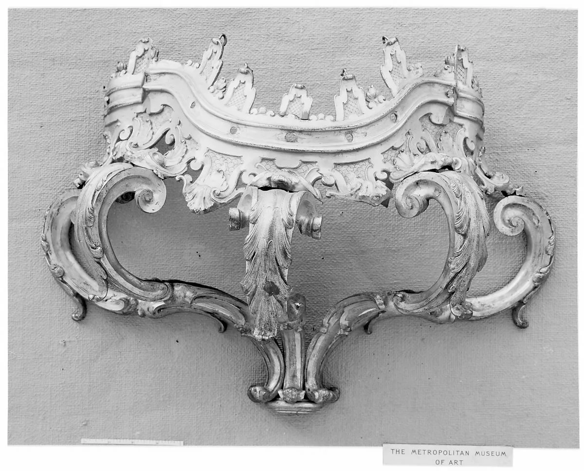 Crown — Unknown