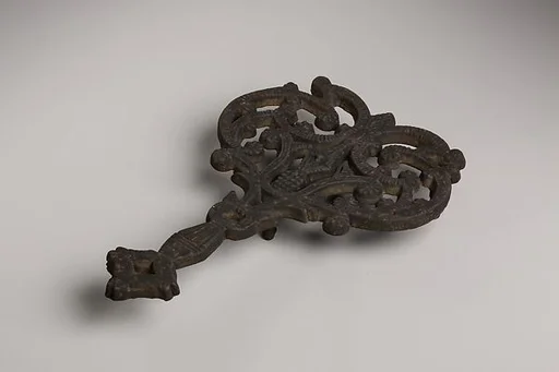 Trivet