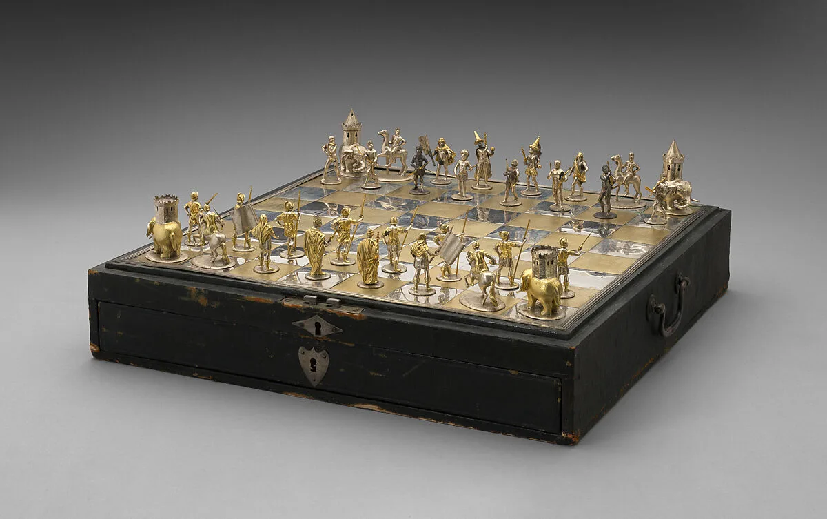 Chessmen (32) and box-board — Andreas Schluter, Danzig and the Court of Berlin|Friederich Donaleitis