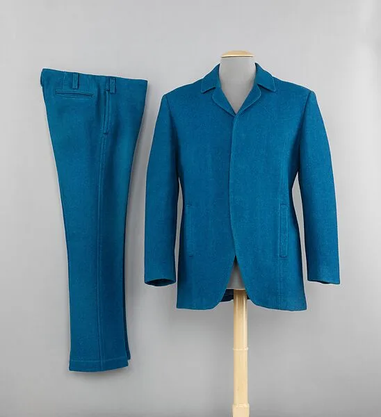 Suit — Unknown