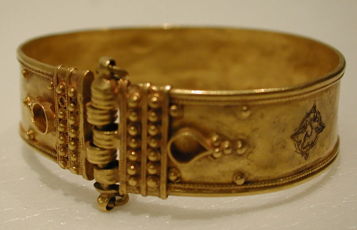 Bracelet — Unknown