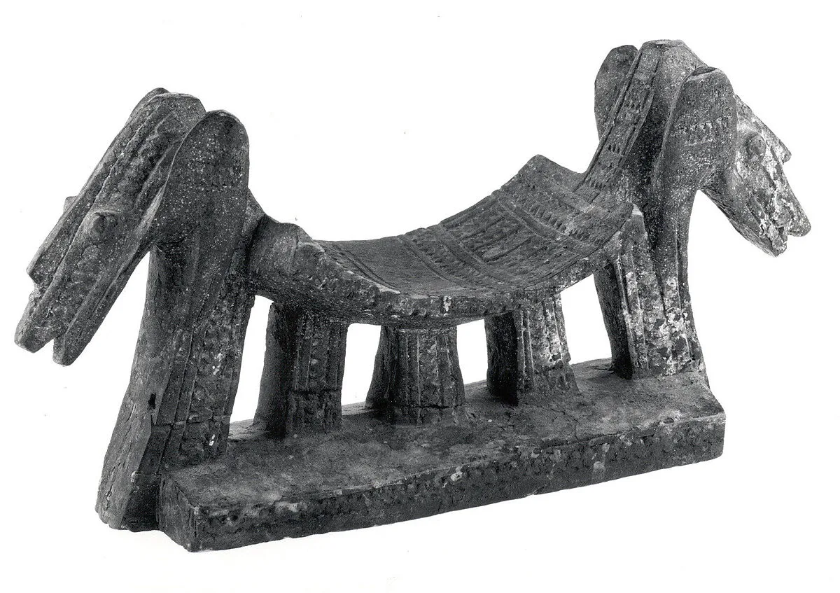 Headrest: Zoomorphic Heads — Unknown