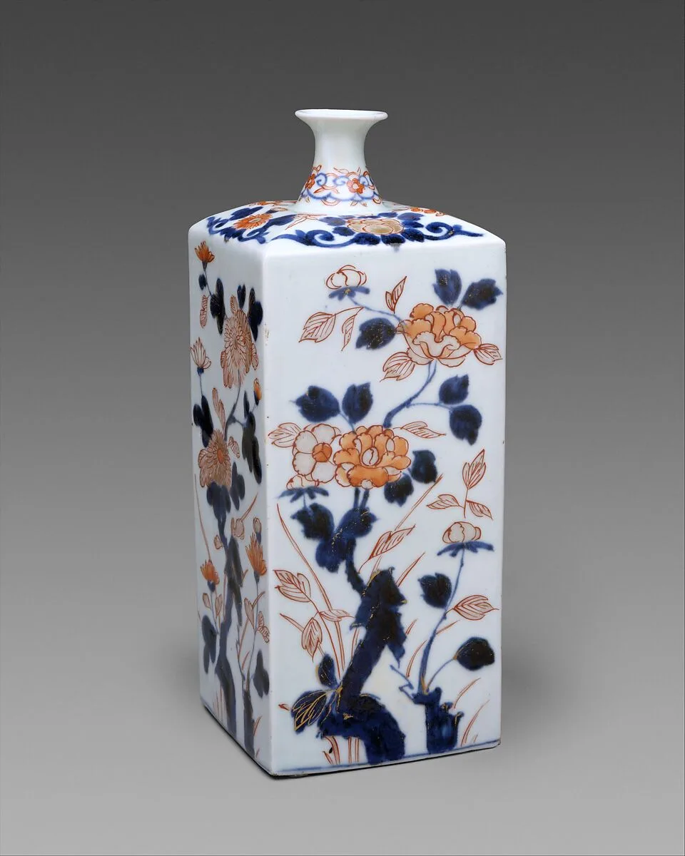 Bottle with flowers of the four seasons — Unknown